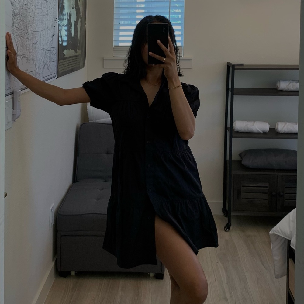 Black short shirt dress